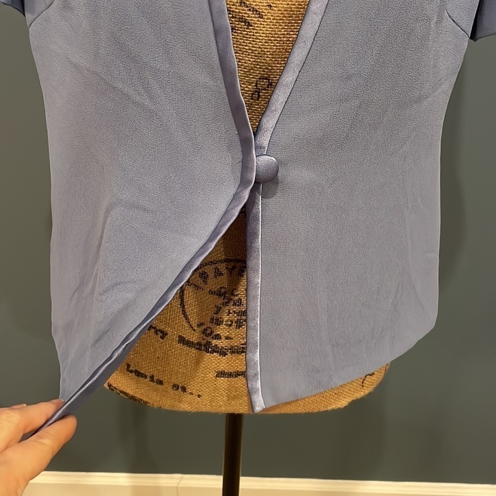 *3/$15 Talbots Light Blazer/Blouse Size 8 - Picture 2 of 10